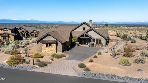 15658 Sw Brasada Ranch Rd, Powell Butte, OR, 97753-2012 | Card Image