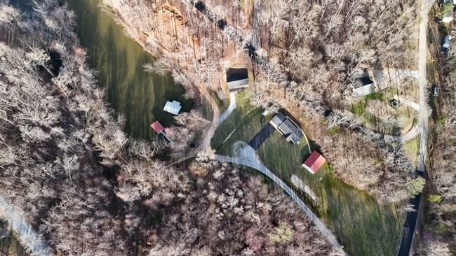 50 Dingus Ln, House other with 3 bedrooms, 2 bathrooms and 4 parking in Camden TN | Image 32
