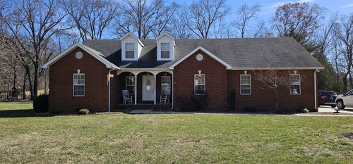 215 Woodson Dr, Tullahoma, TN, 37388-4127 | Card Image