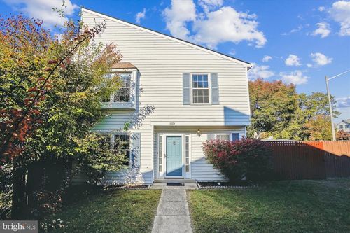 6101 Hoskins Hollow Cir, CENTREVILLE, VA, 20121 | Card Image