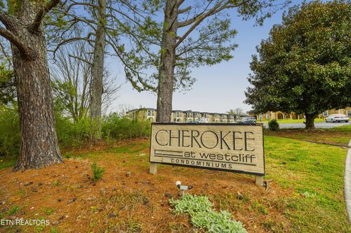 2308-5709 Lyons View Pike, Knoxville, TN, 37919 | Card Image