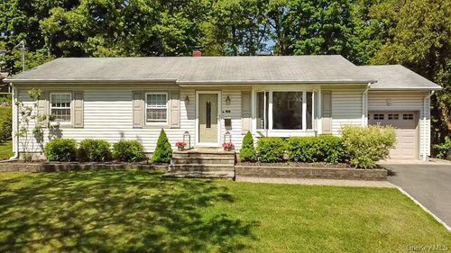 169 N Magnolia St, Pearl River, NY, 10965-1730 | Card Image