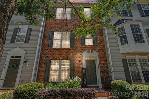12727 Bullock Greenway Blvd, Charlotte, NC, 28277-8190 | Card Image