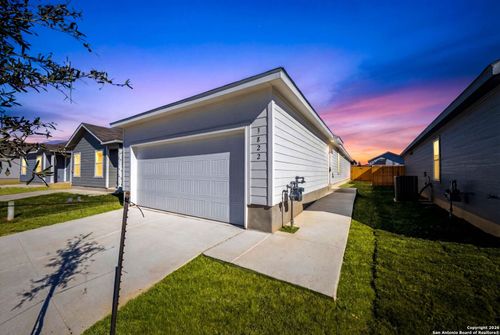 3822 Glade Crk, San Antonio, TX, 78245-5153 | Card Image