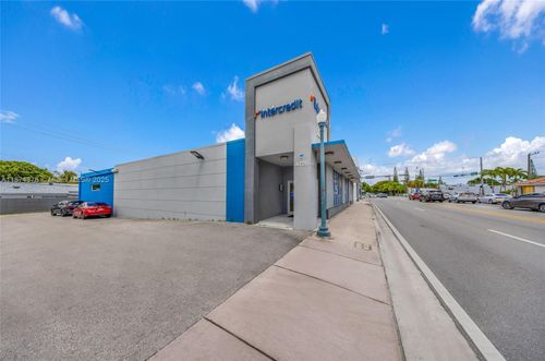 4725 Sw 8th St, Coral Gables, FL, 33134-2546 | Card Image