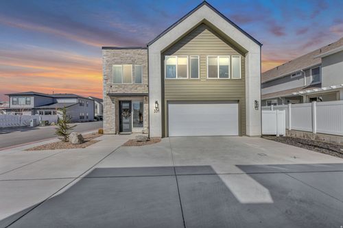 331 S 680 W, Centerville, UT, 84014-2103 | Card Image