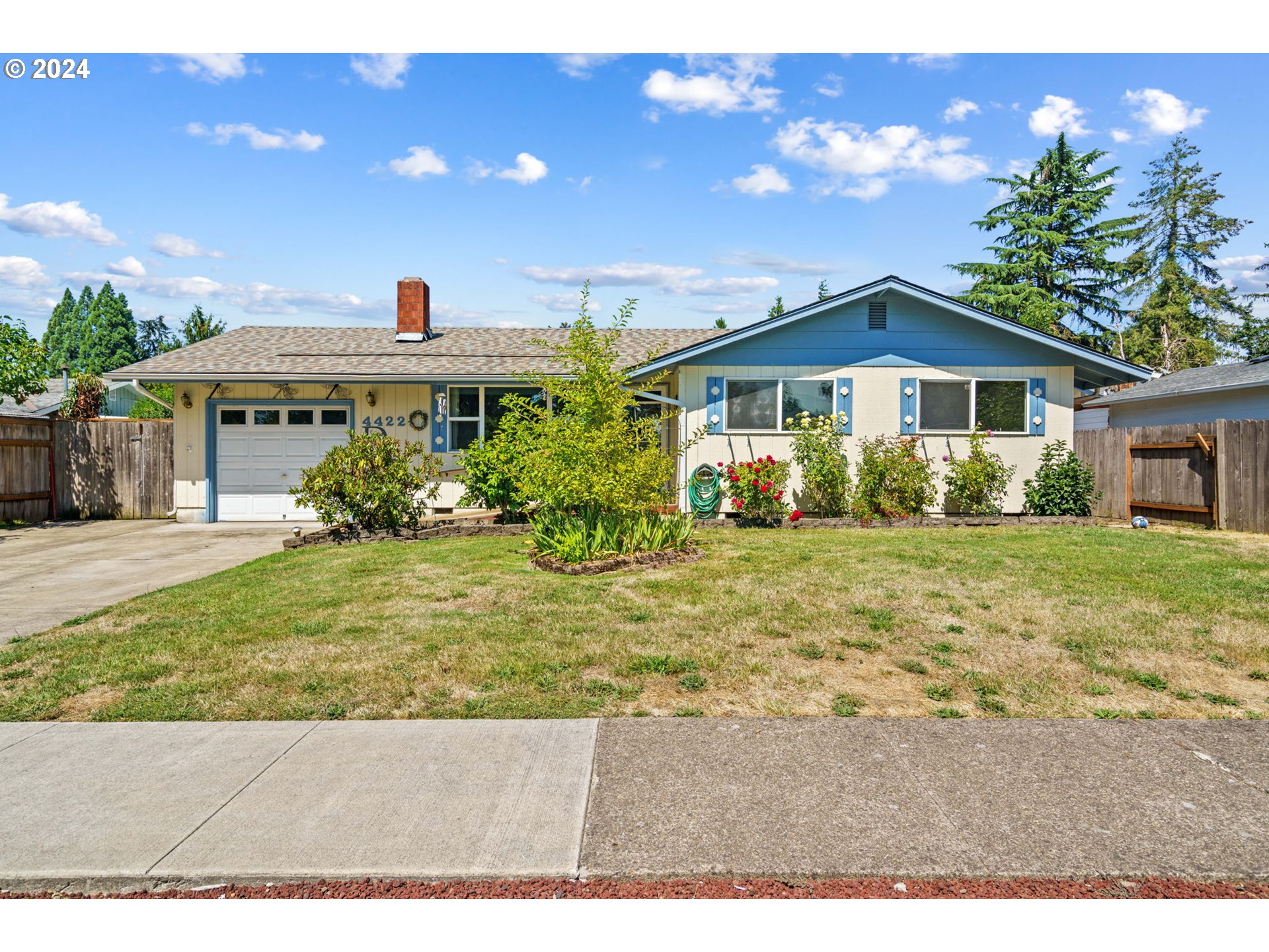 Camellia St, Springfield, OR 97478