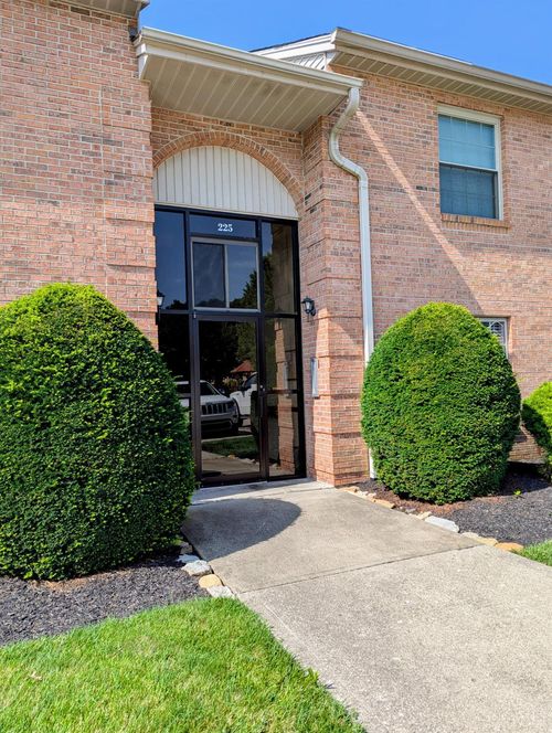 225 Morgans Way, Harrison, OH, 45030-2718 | Card Image