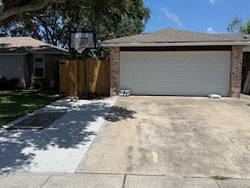 4001 Wagner Lee Dr, Corpus Christi, TX, 78418-3148 | Card Image