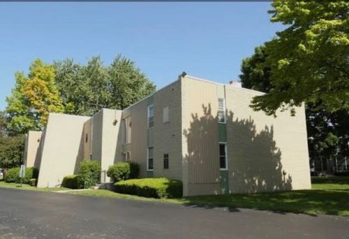33027 Fargo St, Livonia, MI, 48152-1454 | Card Image