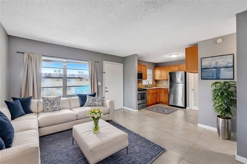 apt-719-5186 Ne 6th Ave, Oakland Park, FL, 33334-3380 | Card Image