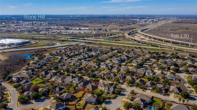 19321 Gale Meadow Dr, House other with 4 bedrooms, 3 bathrooms and 4 parking in Pflugerville TX | Image 32