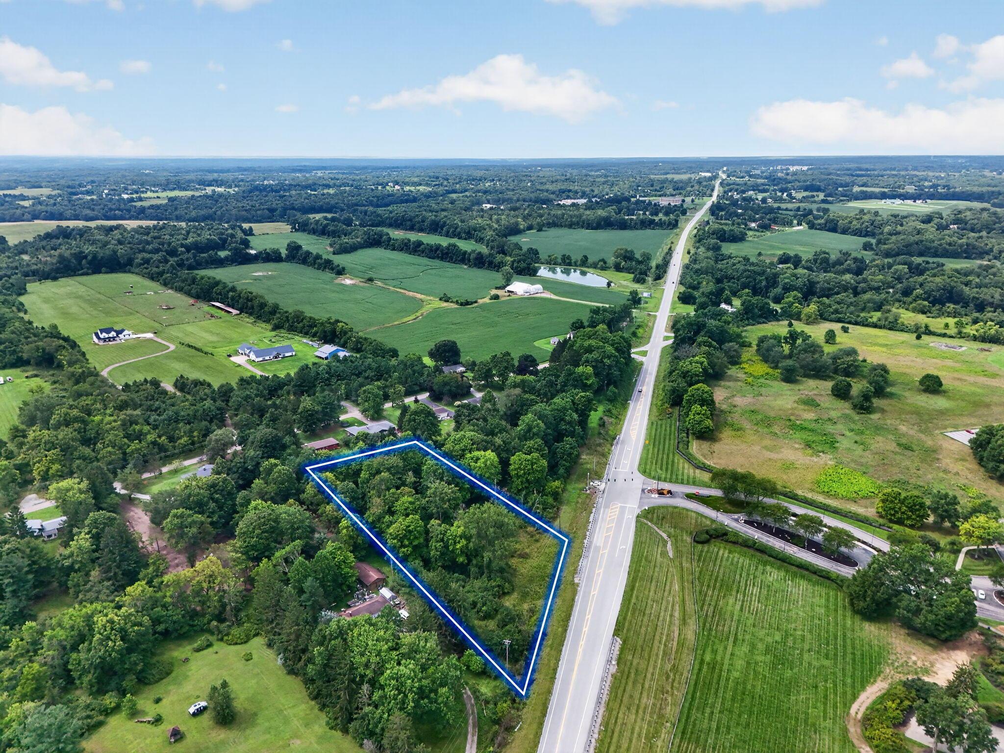 Land in Granville 4