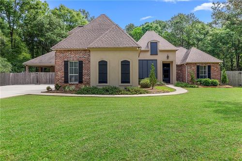 108 Secluded Forest Way, Madisonville, LA, 70447-3328 | Card Image