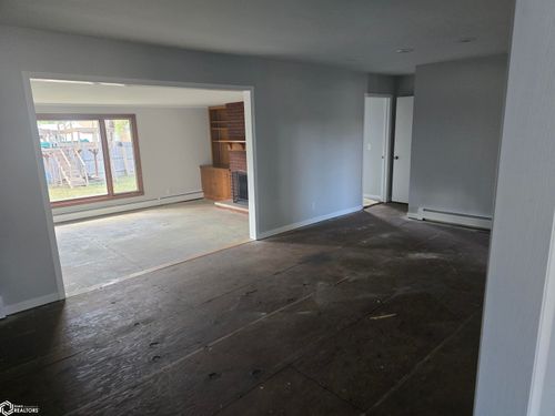 1926 Lofton Dr, Keokuk, IA, 52632-2526 | Card Image