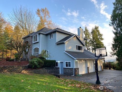 19129 Se 145th St, Renton, WA, 98059-8058 | Card Image