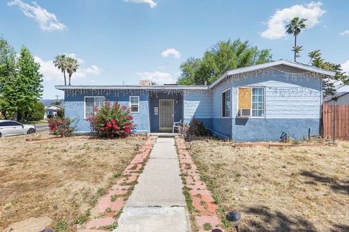 1118 E 33rd St, San Bernardino, CA, 92404-2602 | Card Image