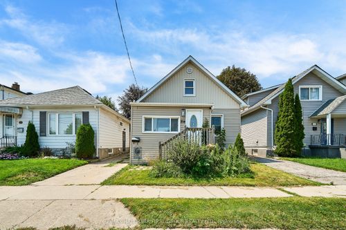 314 Nassau St, Oshawa, ON, L1J4A8 | Card Image