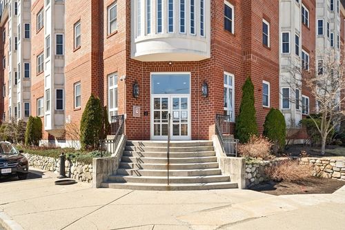 unit-103-120 Wyllis Ave, Everett, MA, 02149-1115 | Card Image