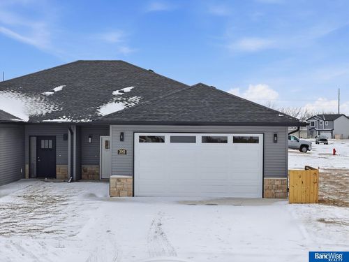 3501 Pearl Crescent Dr, Lincoln, NE, 68504-2416 | Card Image