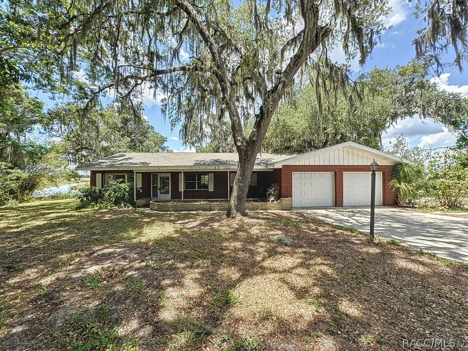Leisure Pt, Inverness, FL 34453
