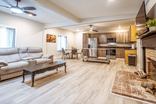 20805 Seminary St, Hollow Rock, TN, 38342-6241 | Card Image