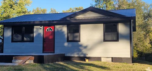1401 Bel Air Dr, Junction City, KS, 66441-1818 | Card Image