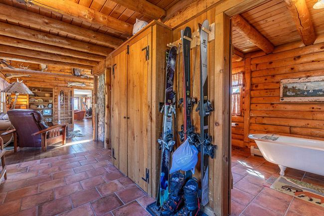 484 Route 12, House other with 4 bedrooms, 4 bathrooms and null parking in Hartland VT | Image 27