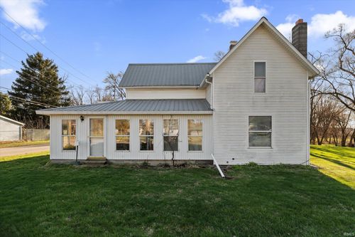 1101 N Huntington St, Syracuse, IN, 46567-1001 | Card Image