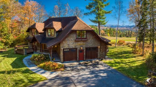 33 Findelay Way, Lake Placid, NY, 12946-4032 | Card Image
