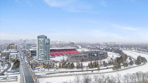 705-1035 Bank St, Ottawa, ON, K1S5K3 | Card Image