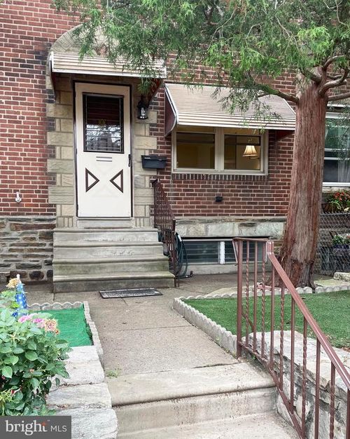 4239 Elbridge St, PHILADELPHIA, PA, 19135-3101 | Card Image