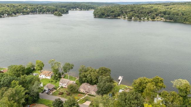 96 Avery Shrs, House other with 5 bedrooms, 5 bathrooms and null parking in Coventry CT | Image 35