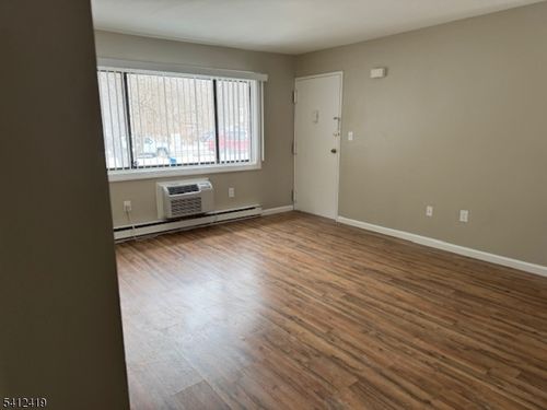 2-3331 State Rt 94, Hamburg, NJ, 07419-2506 | Card Image