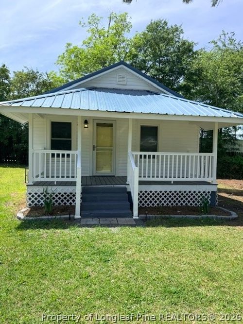 33 State St, Lumberton, NC, 28358-4468 | Card Image
