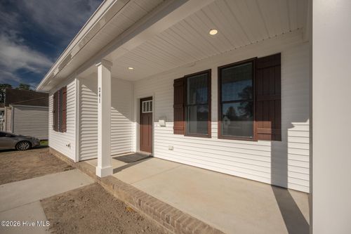 241 Woodland Cir, Hertford, NC, 27944-1536 | Card Image