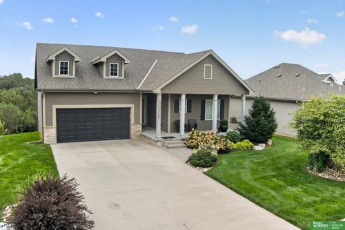 17567 Wirt Street, Omaha, NE, 68116 | Card Image
