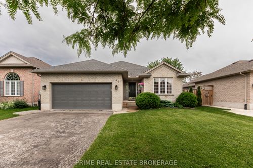 44 Riverbank Dr, Saint Thomas, ON, N5P4M8 | Card Image