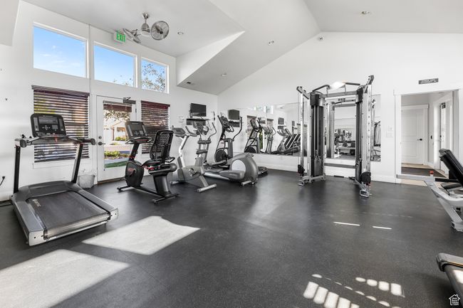 1003 E Quarry View Way, Townhouse with 4 bedrooms, 3 bathrooms and 6 parking in Sandy UT | Image 47
