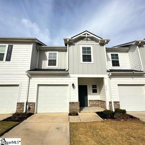 916 Yarn Way, Greer, SC, 29651-3866 | Card Image