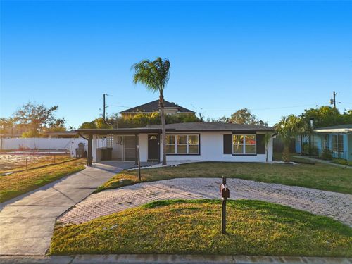 2470 Del Rio Way, DUNEDIN, FL, 34698-2016 | Card Image
