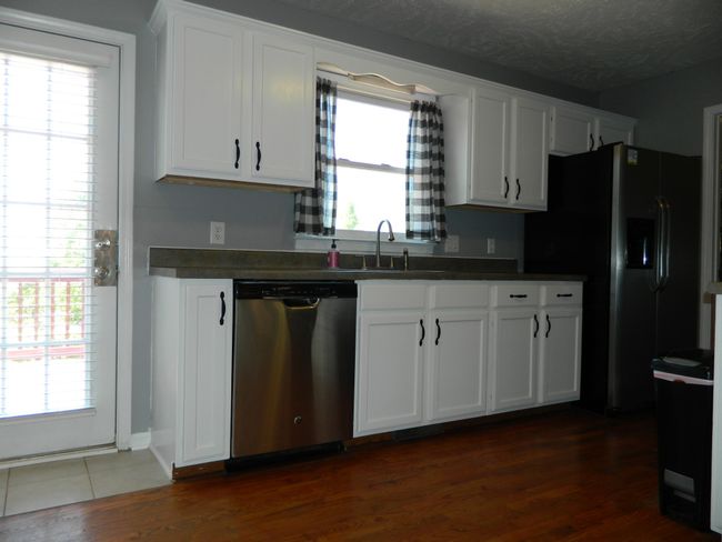 1340 Chucker Dr, House other with 3 bedrooms, 2 bathrooms and 1 parking in Clarksville TN | Image 7