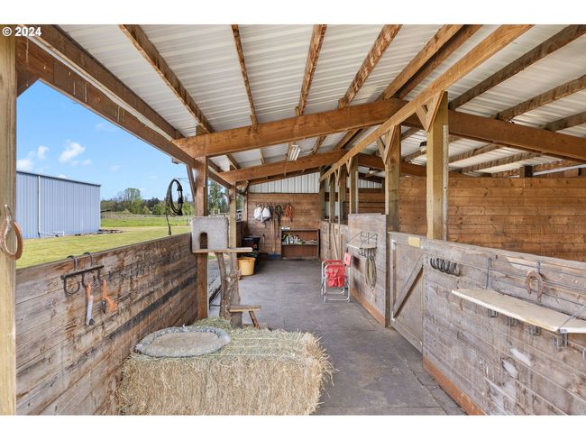 12430 S Oak Grove Rd, House other with 3 bedrooms, 4 bathrooms and 6 parking in Canby OR | Image 15