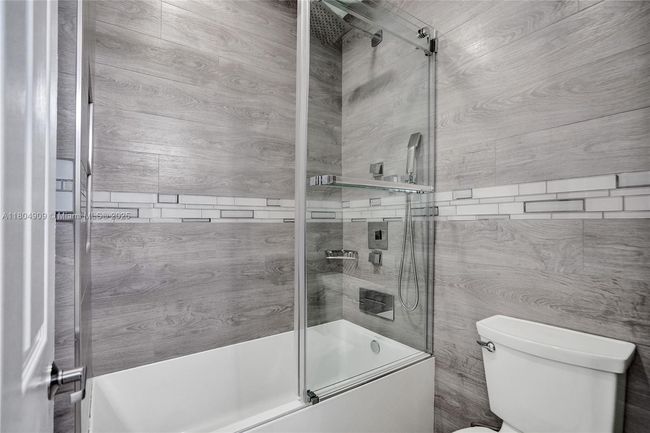 10457 Laurel Rd, House other with 6 bedrooms, 6 bathrooms and null parking in Davie FL | Image 52