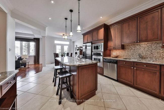 2177 Whitworth Dr, House other with 3 bedrooms, 4 bathrooms and 2 parking in Oakville ON | Image 7