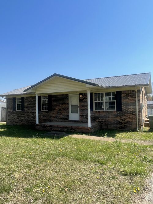 818 Windsor Ave, Lawrenceburg, TN, 38464-2456 | Card Image