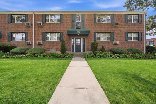 3-985 Fenwood Dr, Valley Stream, NY, 11580-1715 | Card Image