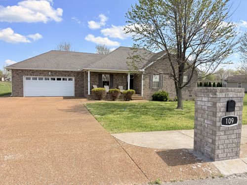 109 Beaver Creek Dr, Portland, TN, 37148-2057 | Card Image