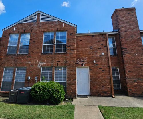 b-1400 Darr St, Irving, TX, 75061-5548 | Card Image