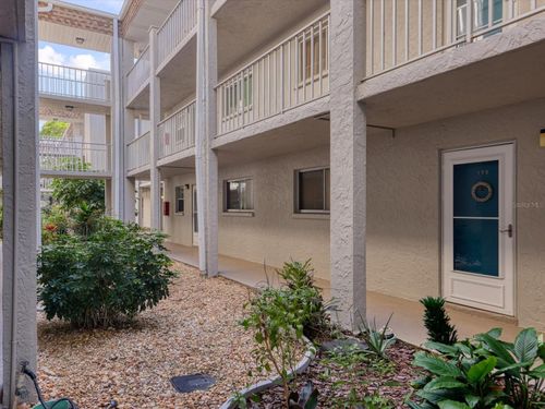 unit-174d-1330 Glen Oaks Dr E, SARASOTA, FL, 34232-1139 | Card Image